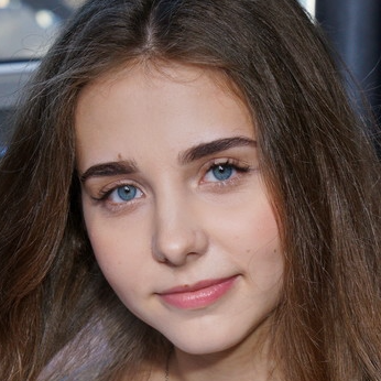 Elora Collins